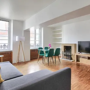 luxurious-3-bedrooms-le-marais-beauregard-free-netflix.fr-paris.fr/